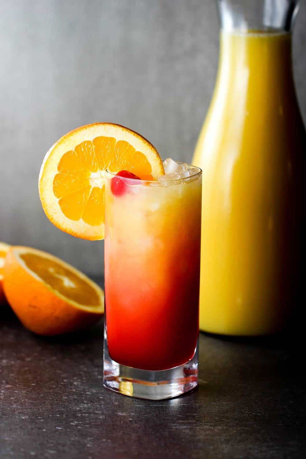 How to Make a Classic Tequila Sunrise