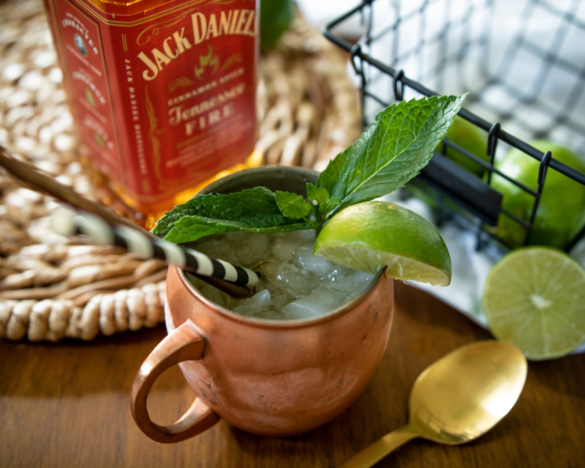 How to Make a DAMN GOOD Cinnamon Whiskey Mule  This Is ...