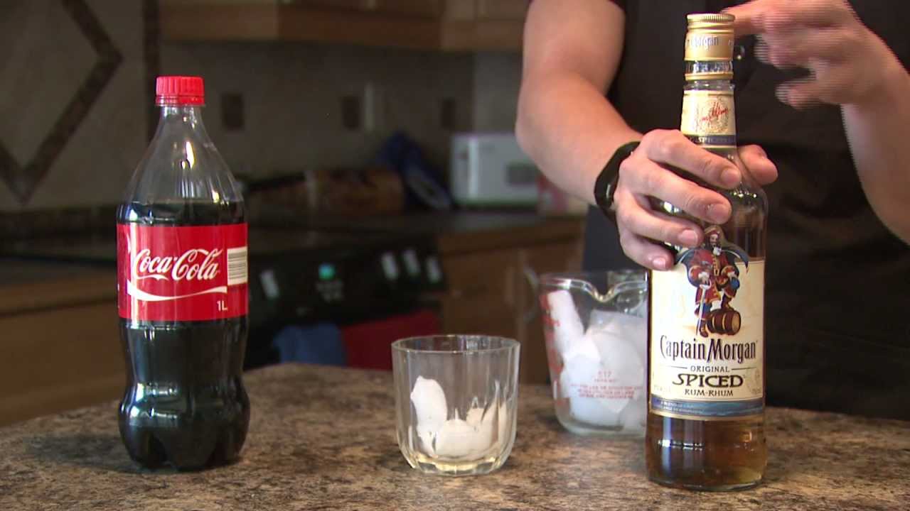 How To Make a Rum and Coke