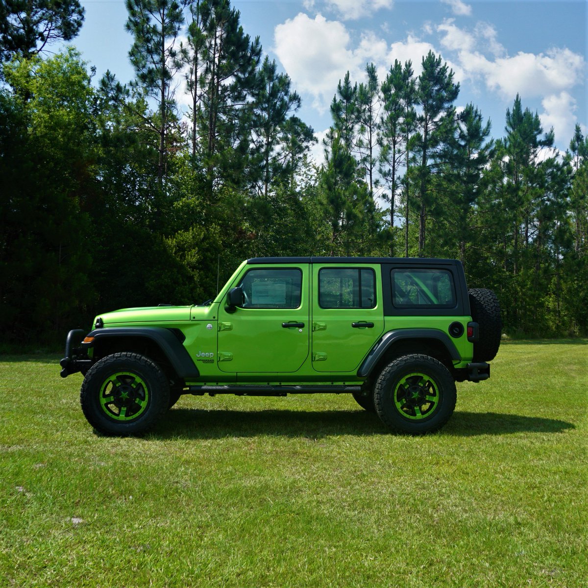 Mojito Green Jeep