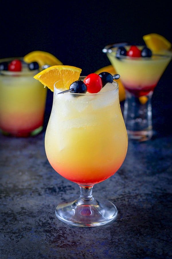 This tequila sunrise cocktail recipe is so pretty and easy to make, as ...